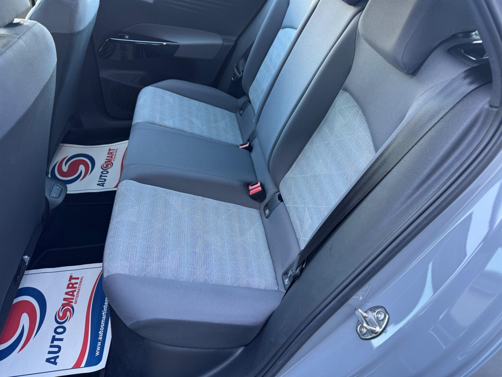Volkswagen ID.3 Family 58Kwh Pro 145Ps 18 East White #12