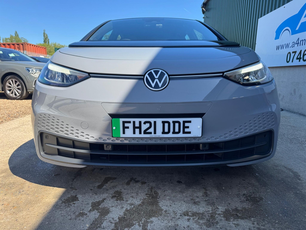 Volkswagen ID.3 Family 58Kwh Pro 145Ps 18 East White #7