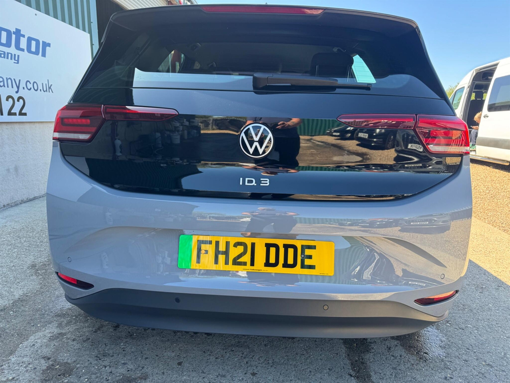 Volkswagen ID.3 Family 58Kwh Pro 145Ps 18 East White #29