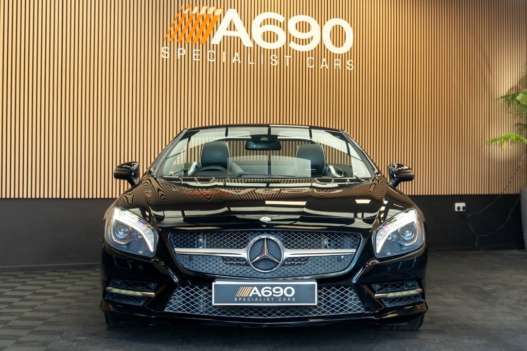 Mercedes-Benz SL Class 3L Amg Sport Black #2