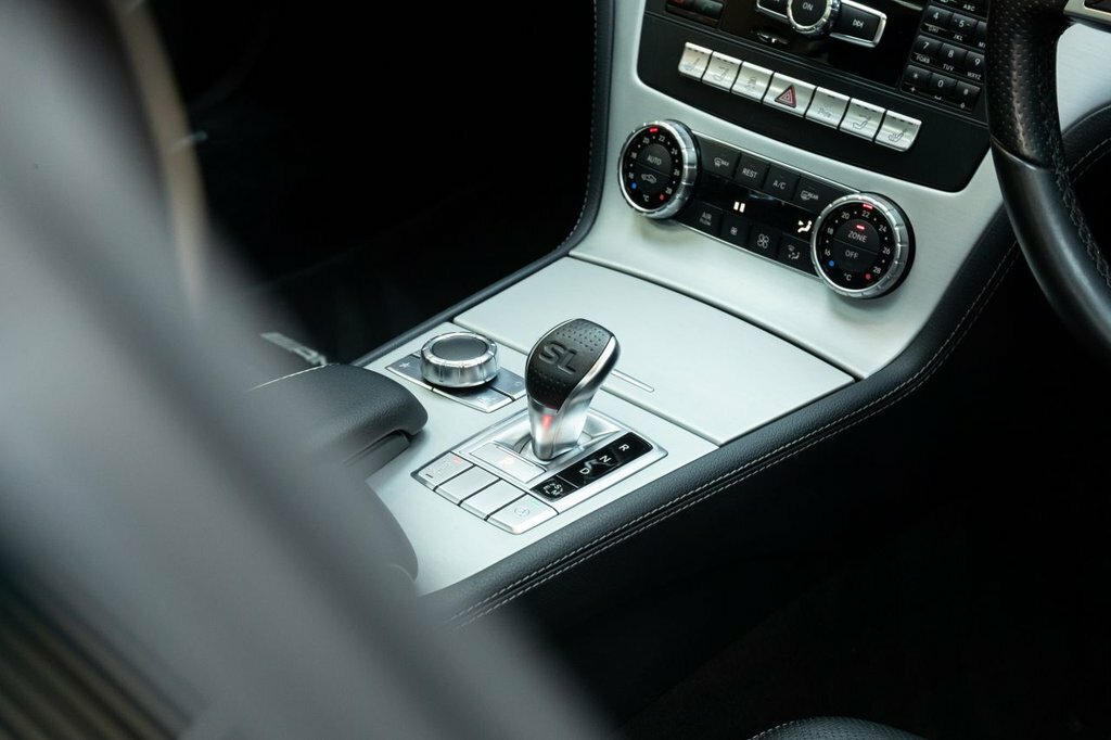 Mercedes-Benz SL Class Sl 400 Amg Sport #46