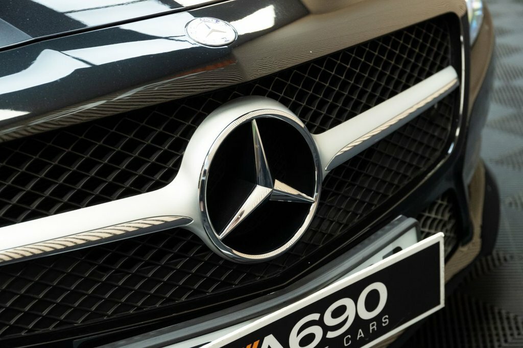 Mercedes-Benz SL Class Sl 400 Amg Sport #48