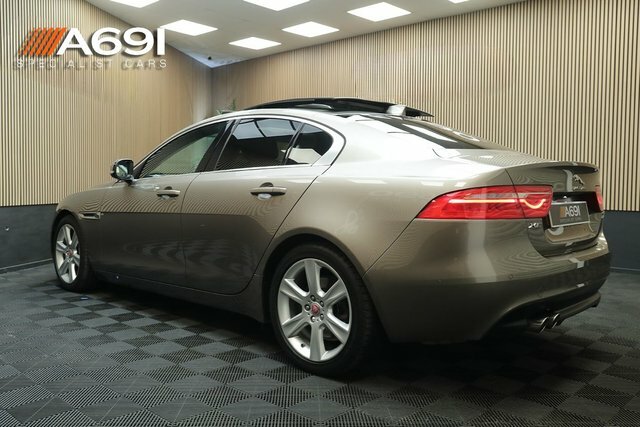 Jaguar XE 2.0D Portfolio Saloon Euro 6 S S Brown #4