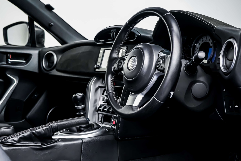 Toyota GT86 D-4s Pro Black #8