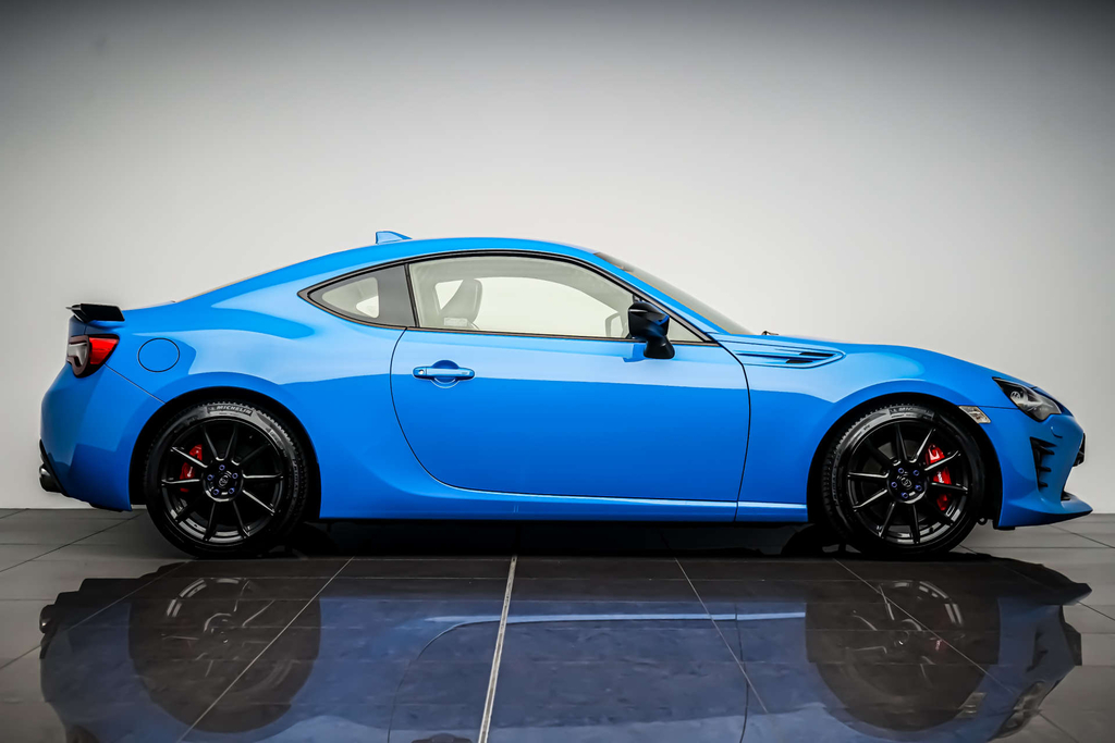 Toyota GT86 D-4s Pro Black #10