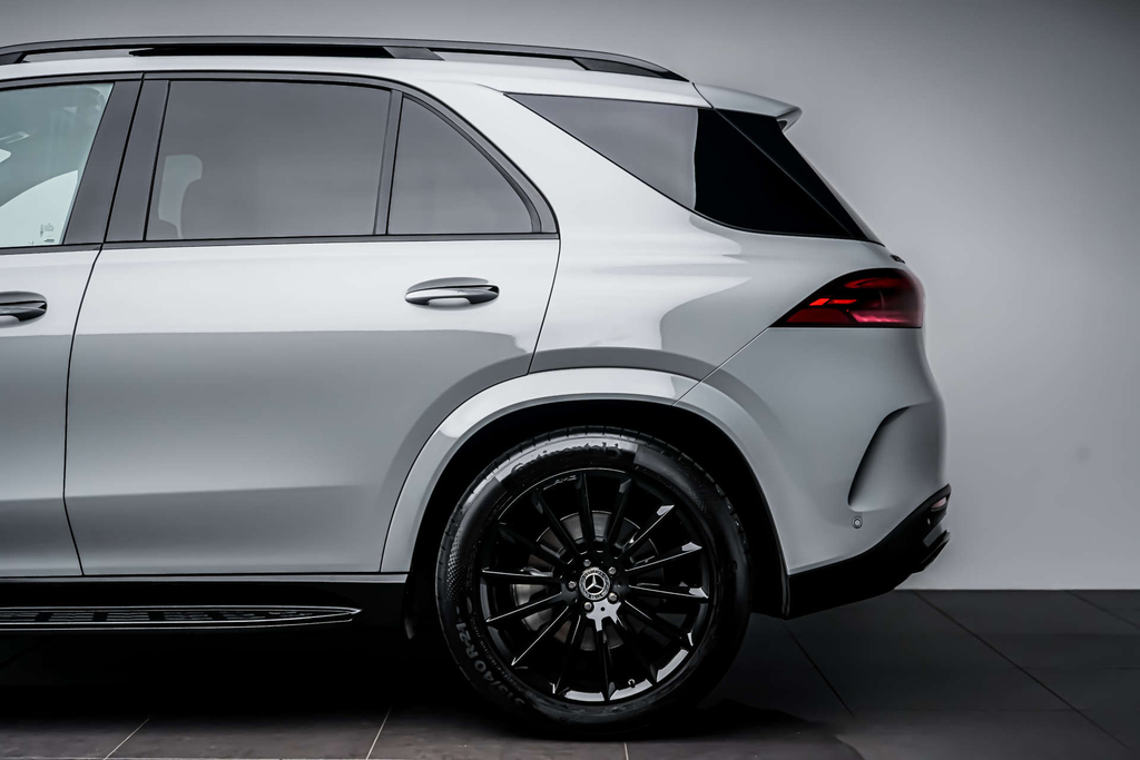 Mercedes-Benz GLE Class 2.0 Gle300d Amg Line Premium Suv G Tr Black #15