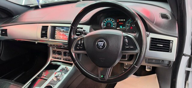 Jaguar XF 2.2D R-sport Black Euro 5 Ss  #24