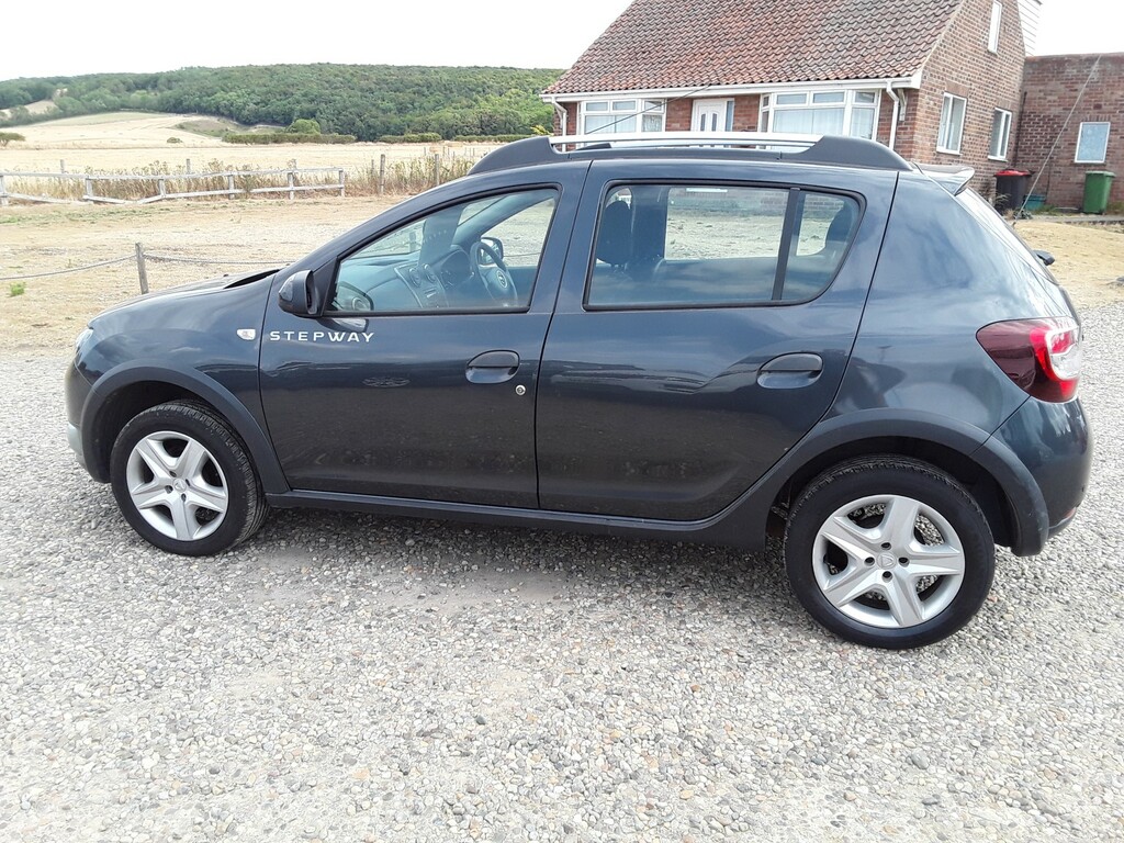 Dacia Sandero Stepway 1.5 Stepway Ambiance Dci 90 Grey #4