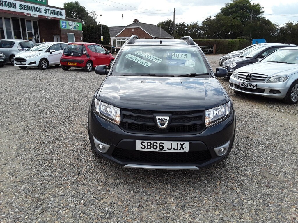 Dacia Sandero Stepway 1.5 Stepway Ambiance Dci 90 Grey #2