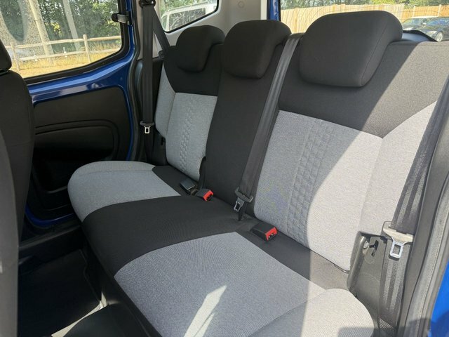Fiat Qubo Mpv 1.3 Multijet Lounge Euro 6 201768 White #15