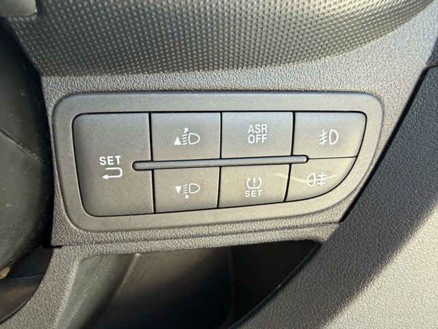 Fiat Qubo Mpv 1.3 Multijet Lounge Euro 6 201768 White #21