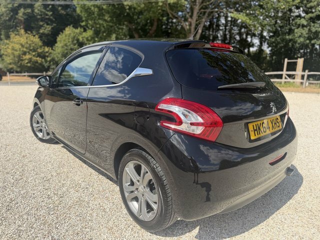 Peugeot 208 1.2 Vti Puretech Allure Hatchback Manua HK64XHS Black #6