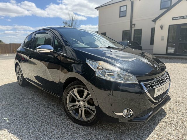 Peugeot 208 1.2 Vti Puretech Allure Hatchback Manua Black