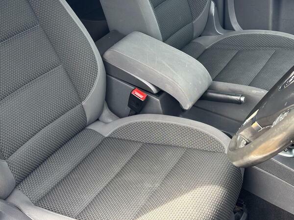 Volkswagen Touran 2012 1.6 S Tdi Dsg 106 Bhp Silver #9