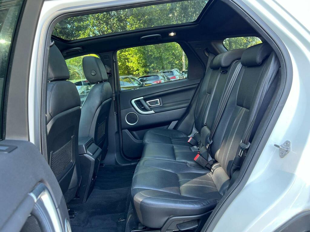 Land Rover Discovery Sport 2.0 Td4 Hse 4Wd White #29