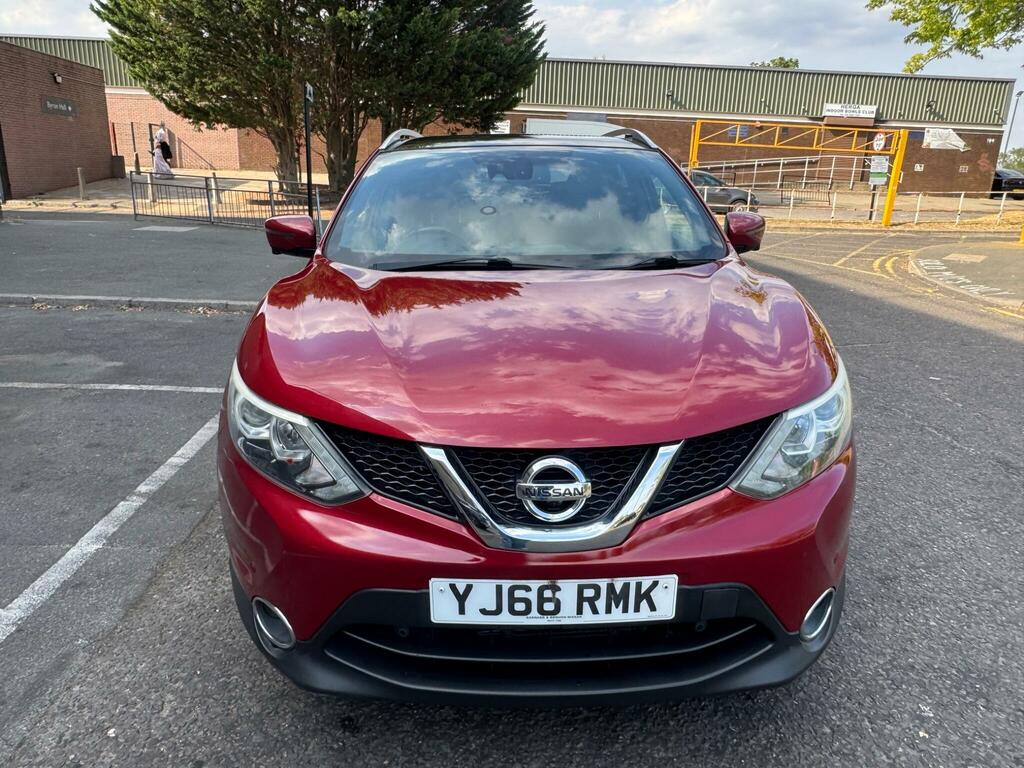Nissan Qashqai 1.2 Dig-t N-vision Xtron 2Wd Euro 6 Ss YJ66RMK Red #3