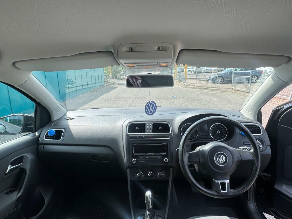 Volkswagen Polo 1.2 Match Euro 5 Black #21