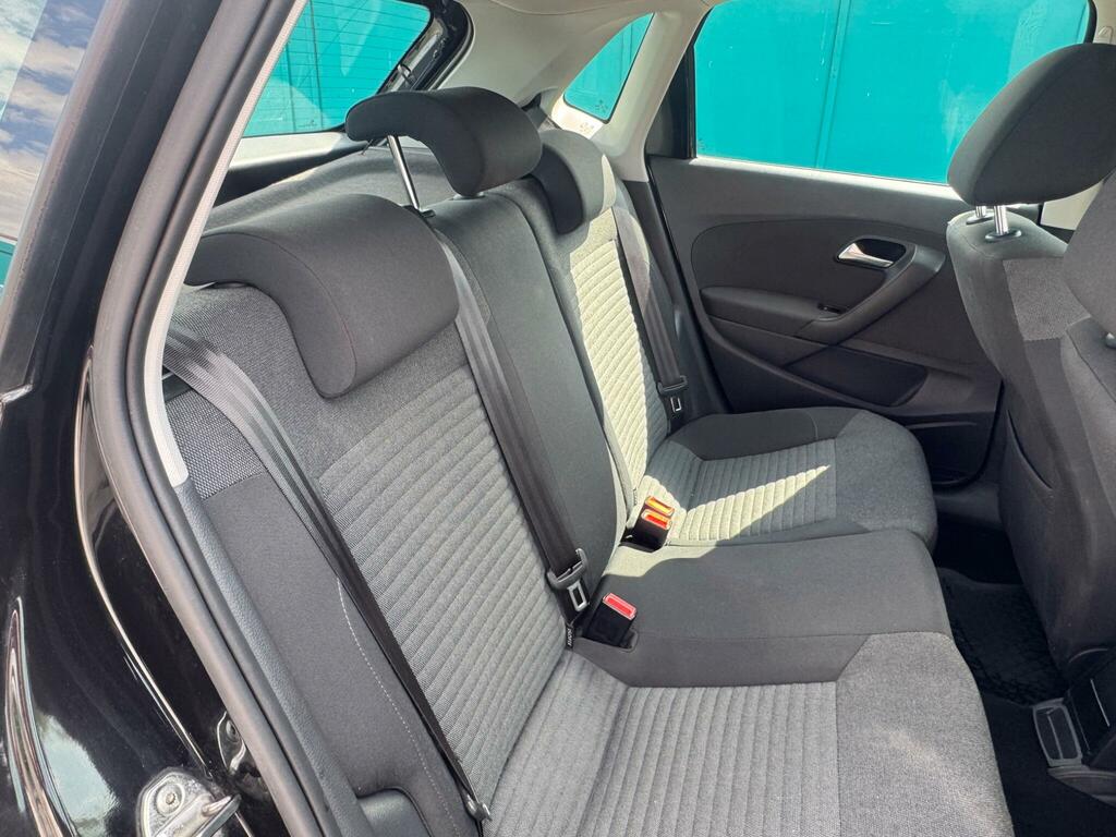 Volkswagen Polo 1.2 Match Euro 5 Black #24