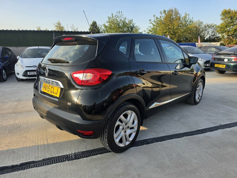 Renault Captur 1.5-Captur-dynamique-medianav-energy-dci-ss-5dr Black #3