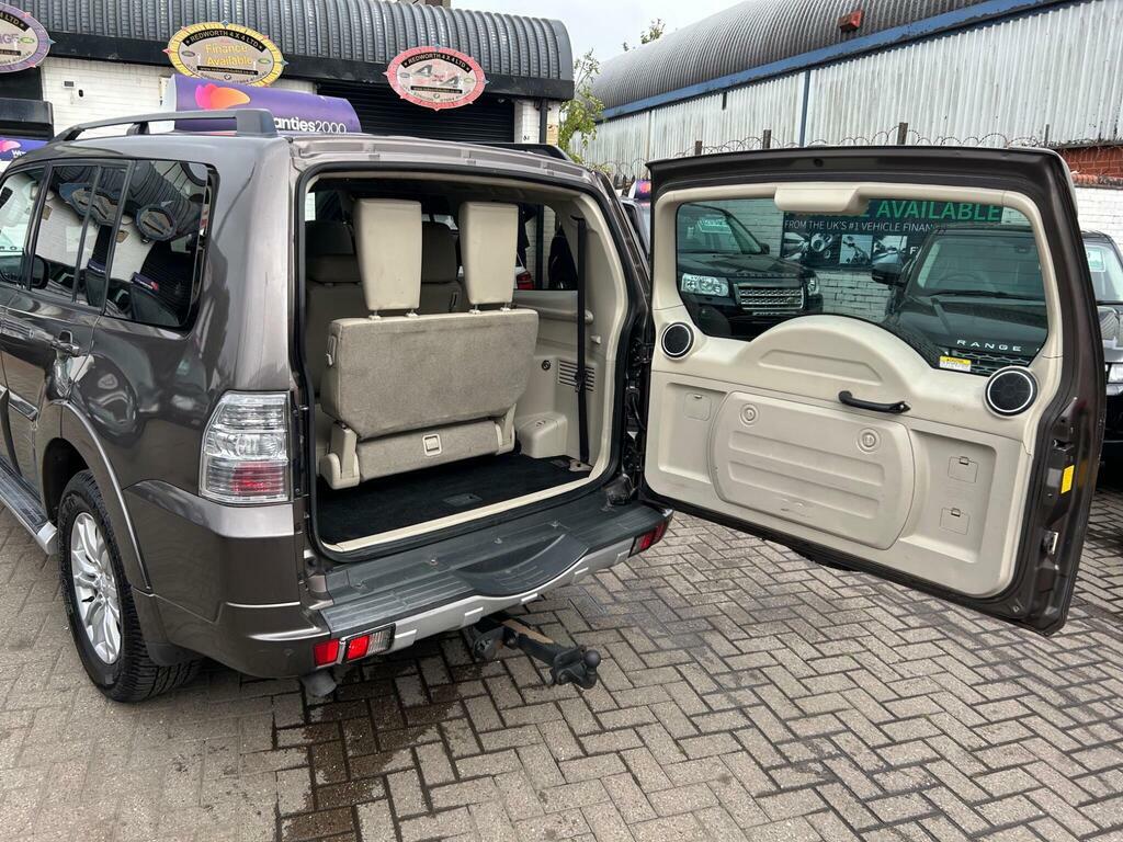 Mitsubishi Shogun 3.2 Di-dc Diamond Suv 4Wd Euro 5 L Red #15