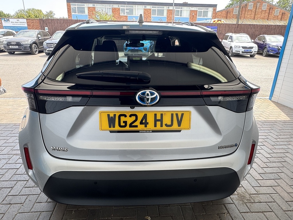 Toyota Yaris Cross Vvt-h Excel U15491533 Ulez WG24HJV Silver #4