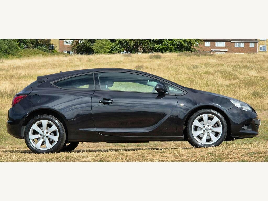 Vauxhall Astra GTC Coupe 2.0 Cdti Sri Euro 5 201262 Yellow #8