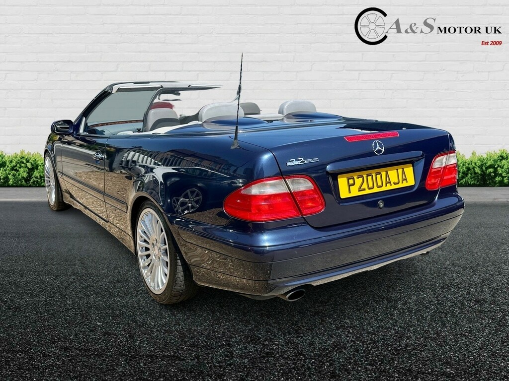 Mercedes-Benz CLK Convertible 3.2 Clk320 Elegance 2000W Blue #6