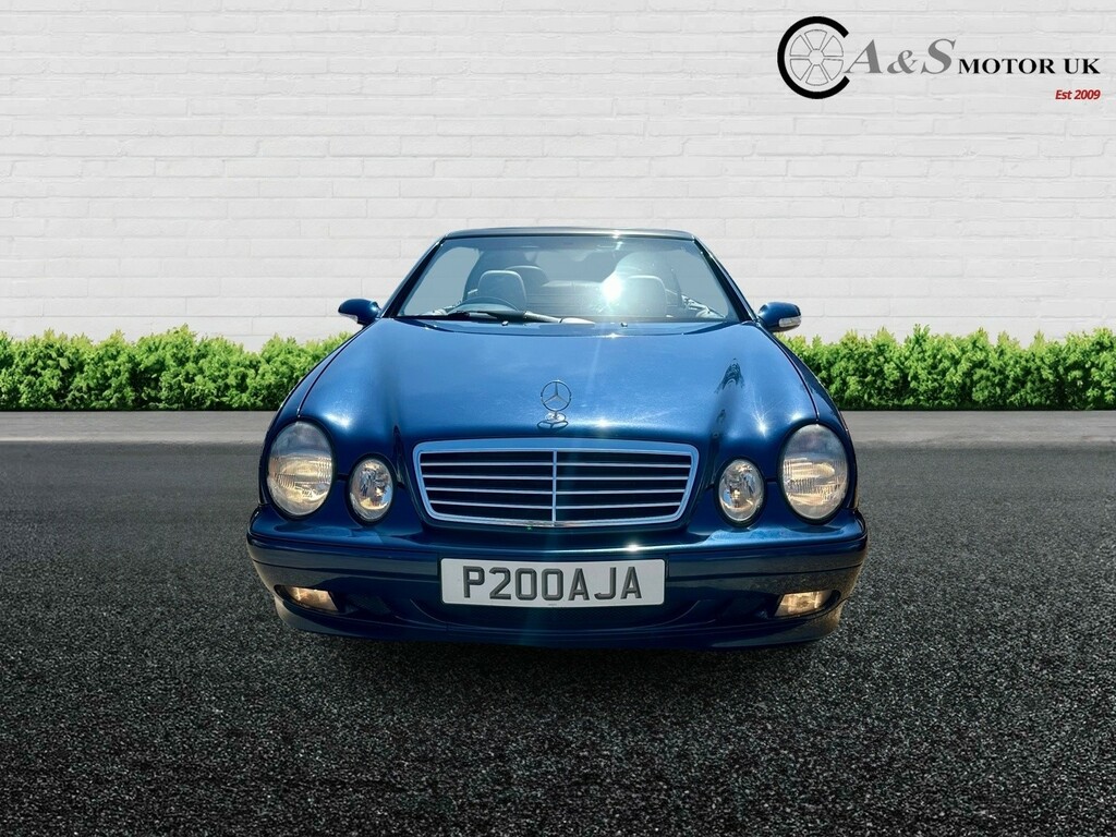 Mercedes-Benz CLK Convertible 3.2 Clk320 Elegance 2000W Blue #2