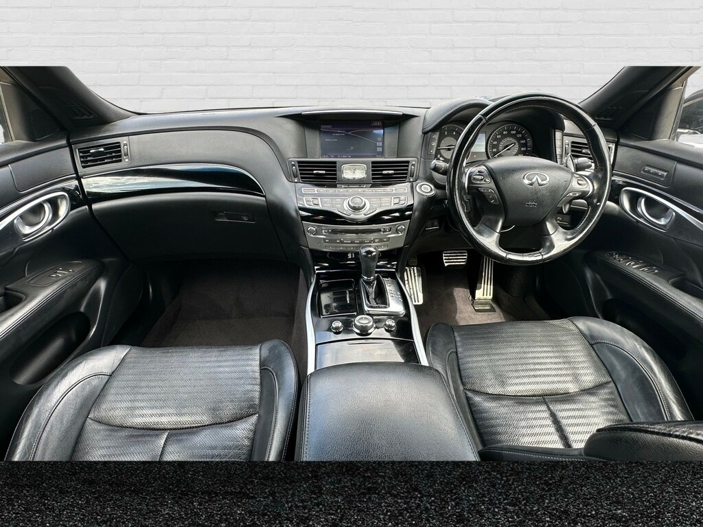 Infiniti Q70 Saloon 2.2D Sport Euro 5 Ss 201515 White #9