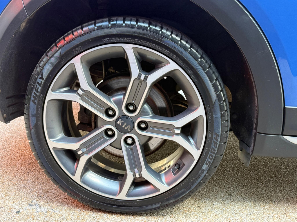 Kia Xceed 1.6 Gdi 8.9Kwh 4 Suv Plug In Hybrid Dct Silver #12