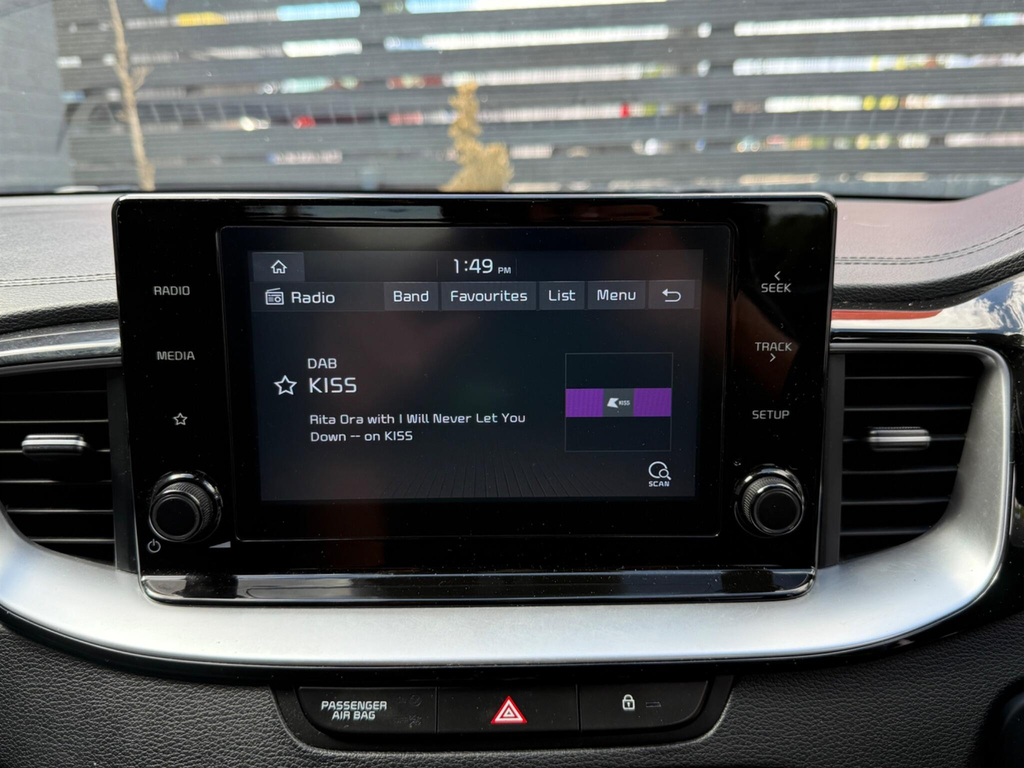 Kia Xceed 1.6 Gdi 8.9Kwh 4 Suv Plug In Hybrid Dct Silver #40