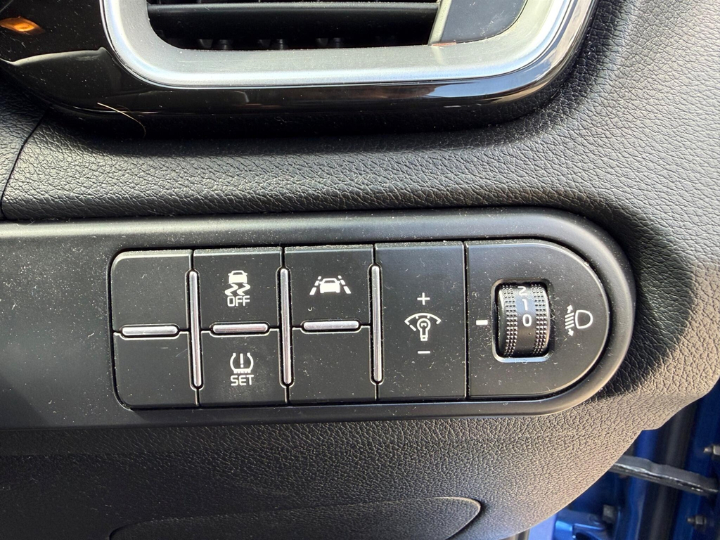 Kia Xceed 1.6 Gdi 8.9Kwh 4 Suv Plug In Hybrid Dct Silver #42