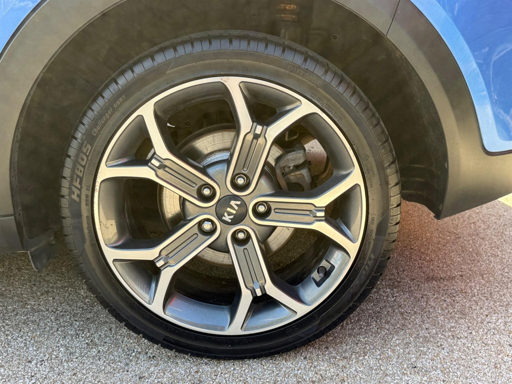 Kia Xceed 1.6 Gdi 8.9Kwh 4 Suv Plug In Hybrid Dct Silver #13