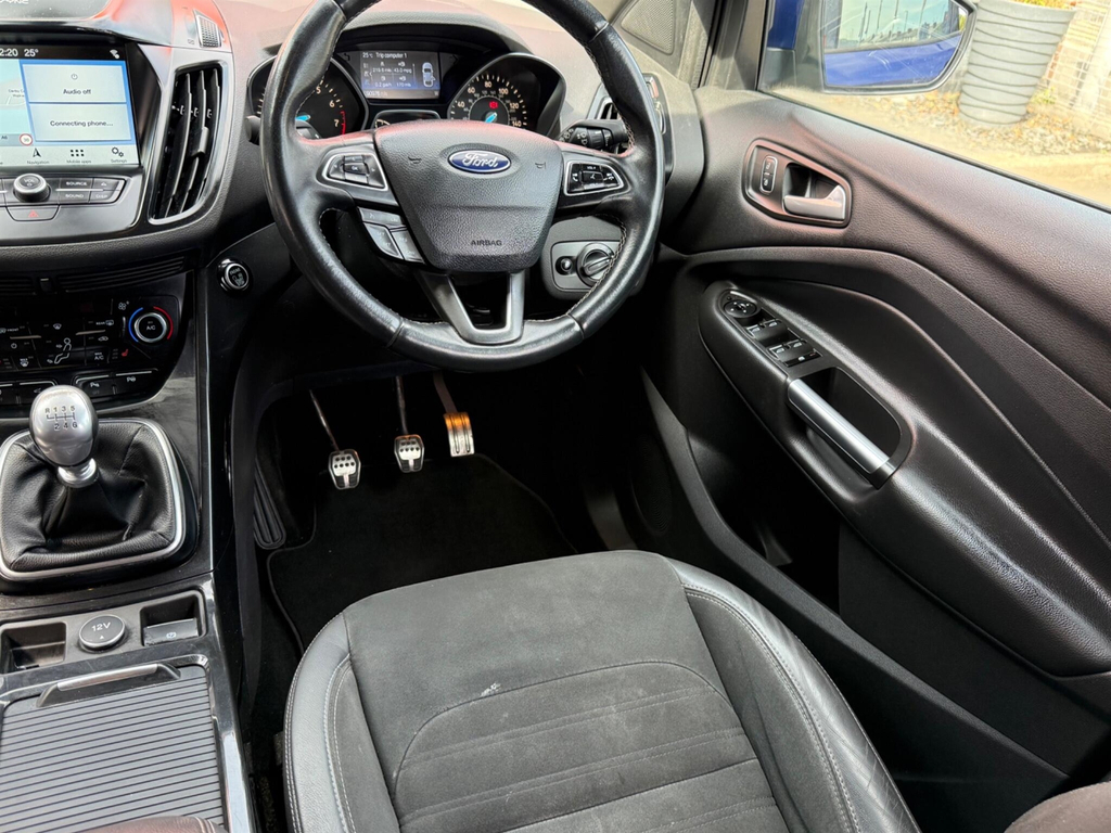 Ford Kuga 2017 1.5T Ecoboost Zetec Suv Eur White #28
