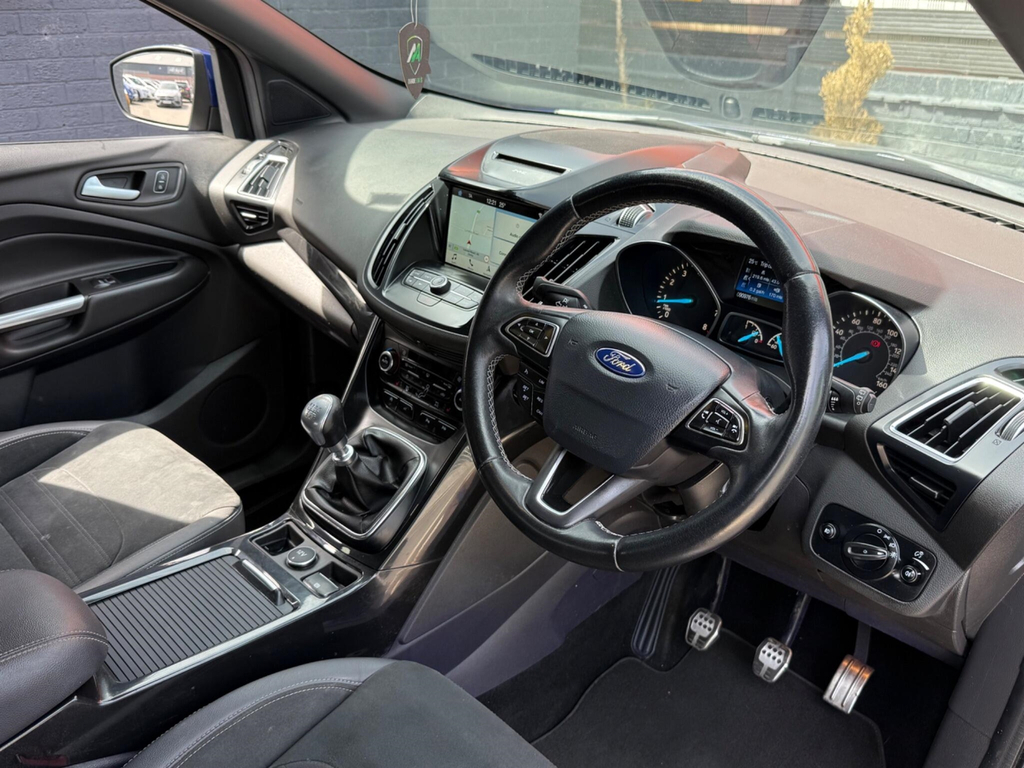 Ford Kuga 2017 1.5T Ecoboost Zetec Suv Eur White #33