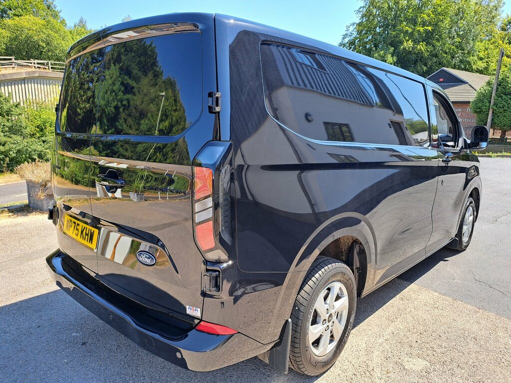 Ford Transit Custom 300 Limited L1 Swb Fwd 2.0 Ecoblue 136Ps Low Roof Silver #7