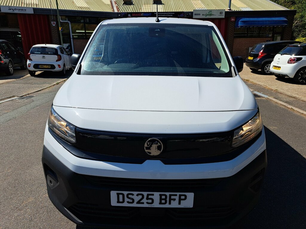 Vauxhall Combo 1.5 Turbo D 2300 Prime-plus Panel Van M White #2