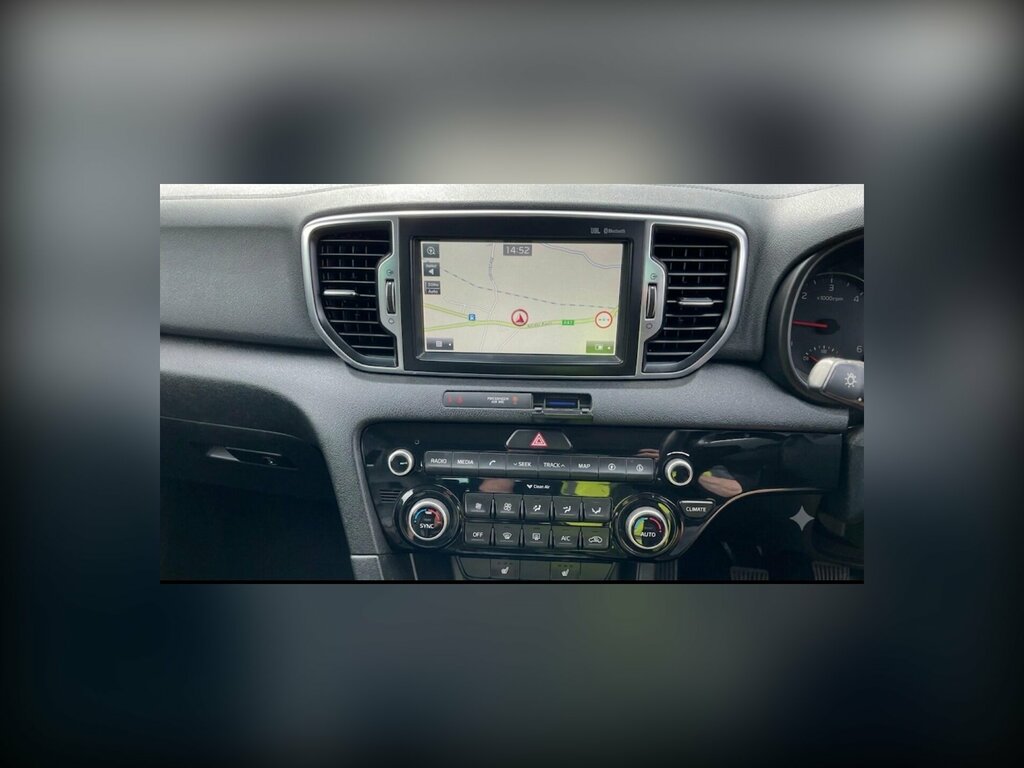 Kia Sportage 2.0 Crdi Kx-3 White #7