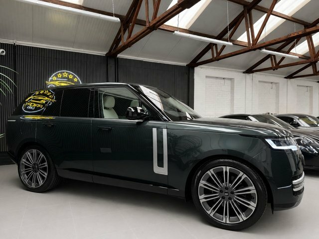 Land Rover Range Rover 3.0 P400 Mhev Suv 4W Green #2