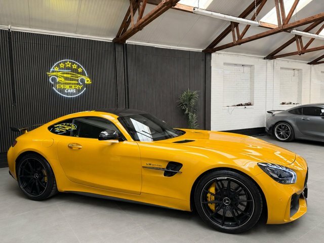 Mercedes-Benz AMG GT 4.0 V8 Biturbo R Premium Coupe Spds D Yellow #2