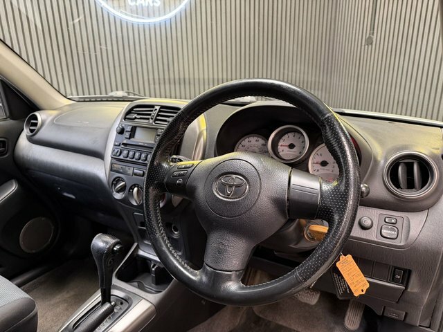 Toyota Rav 4 Xt3 Vvt-i 5-Door Beige #8