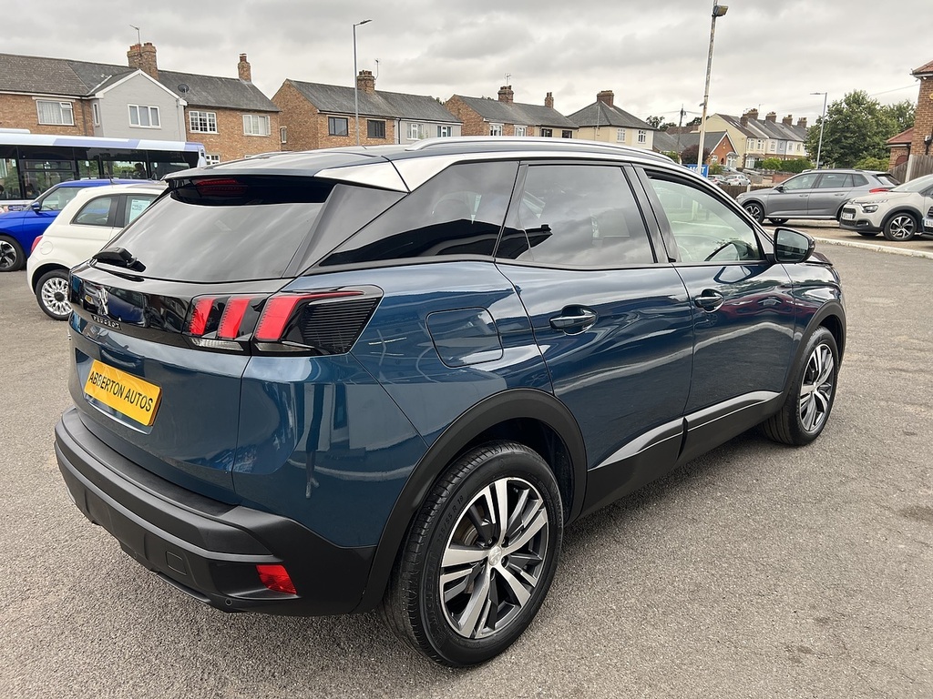 Peugeot 3008 1.2 Puretech Active Suv Eat Euro 6 Ss AJ73LVV Blue #4