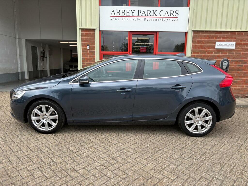 Volvo V40 1.5 T3 Gpf Inscription Euro 6 Ss Blue #6