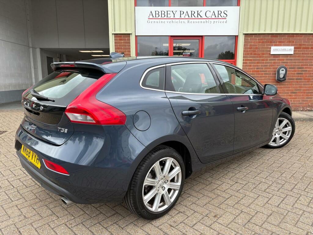 Volvo V40 1.5 T3 Gpf Inscription Euro 6 Ss Blue #3
