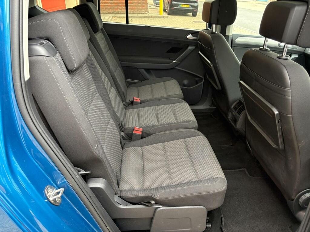 Volkswagen Touran Mpv 1.6 Tdi Se Family Euro 6 Ss 201868 Blue #6