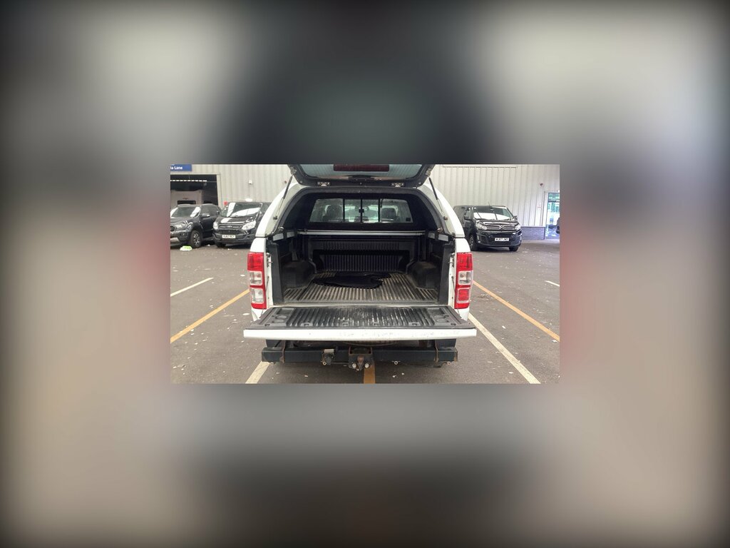 Ford Ranger 2.0 Ecoblue Xlt Pickup Double Cab Manua White