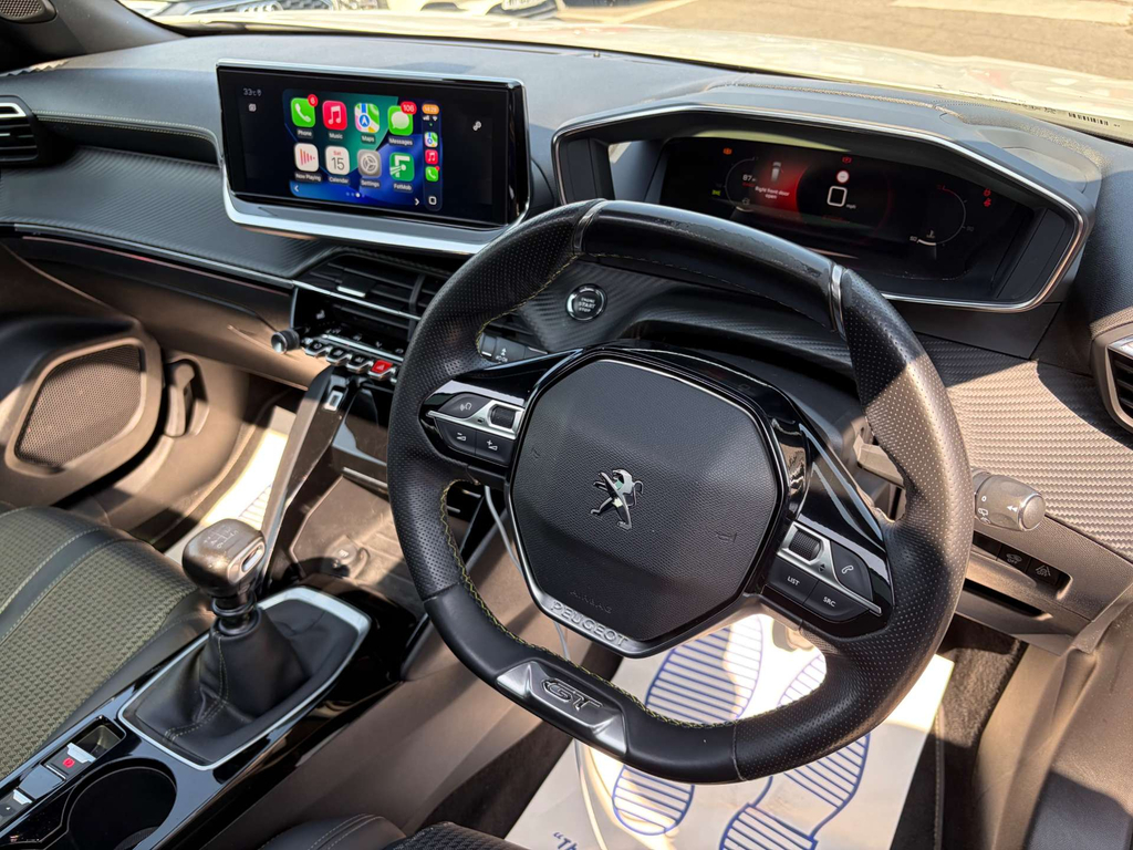 Peugeot 2008 Petrol #5