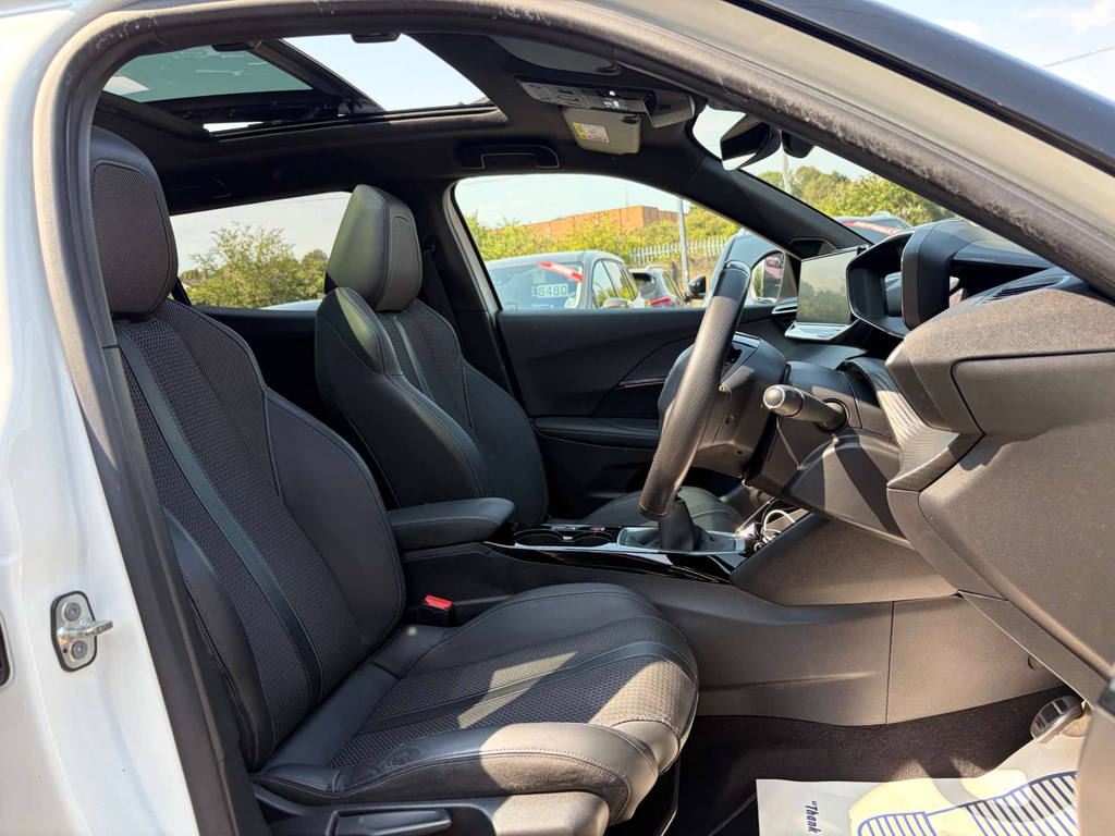 Peugeot 2008 Petrol #6