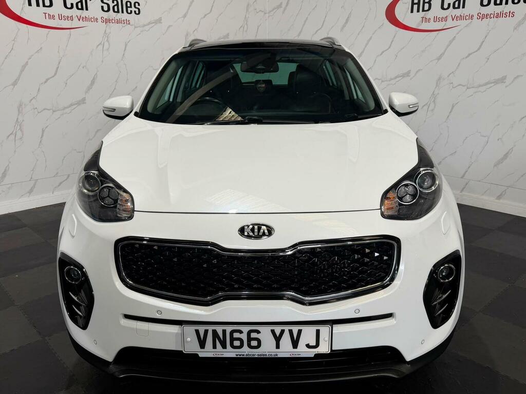 Kia Sportage 1.7 Crdi 4 Euro 6 Ss White #2