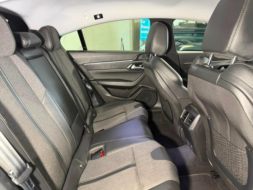 Peugeot 508 1.6 Hybrid Gt E-eat8 Red #12